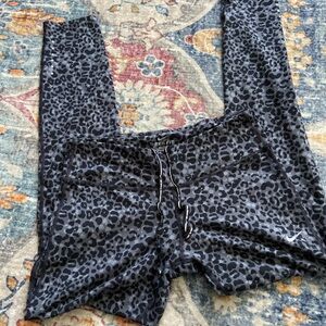 Nike Dri-Fit Leggings - Cheetah Print - Womens size Medium